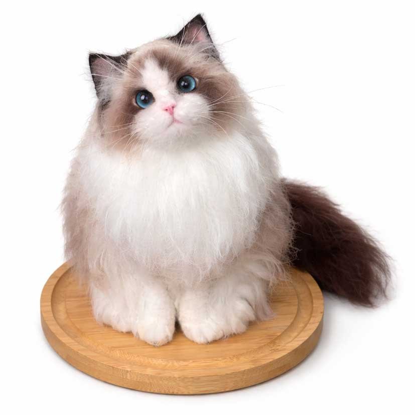 Handmade 3D needle felted pet sculpture created from wool or a pet’s real fur, custom-made to capture the lifelike appearance of dogs, cats, and other beloved animals
